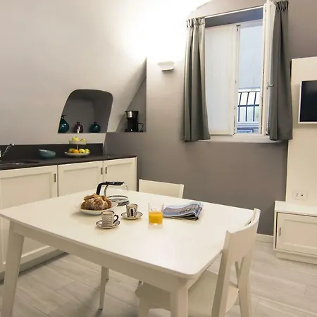 La Quadra - The Super In Iseo, With Daily Housekeeping Included! *