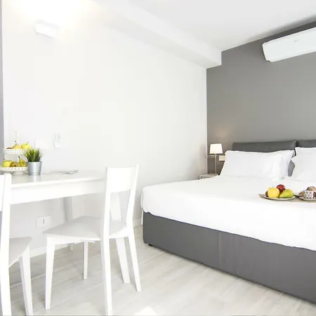 La Quadra - The Super In Iseo, With Daily Housekeeping Included! شقة