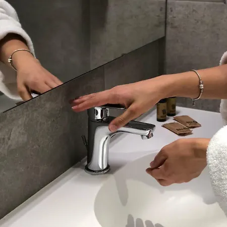 La Quadra - The Super In Iseo, With Daily Housekeeping Included! شقة *