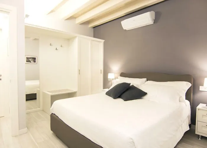 La Quadra - The Super In Iseo, With Daily Housekeeping Included! Appartement