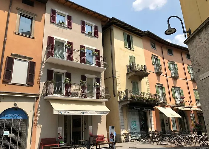 Appartement La Quadra - The Super In Iseo, With Daily Housekeeping Included! Iseo