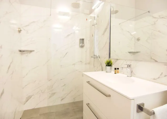 La Quadra - The Super In Iseo, With Daily Housekeeping Included! Appartement Iseo