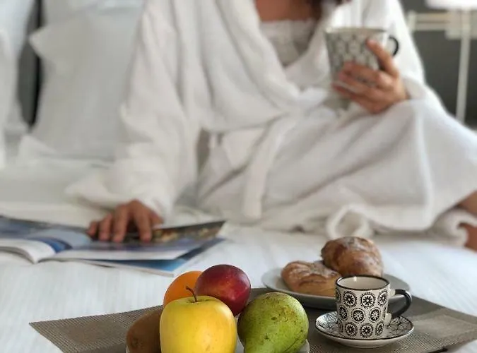 La Quadra - The Super In Iseo, With Daily Housekeeping Included! Iseo