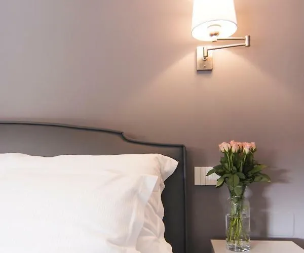 La Quadra - The Super In Iseo, With Daily Housekeeping Included! *
