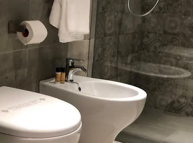 La Quadra - The Super In Iseo, With Daily Housekeeping Included! Appartement Iseo