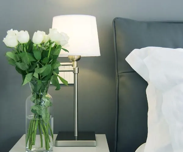 La Quadra - The Super In Iseo, With Daily Housekeeping Included! *